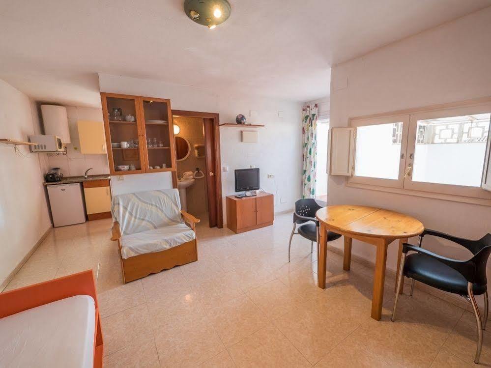 Apartmán Agi Peater Center Roses Exteriér fotografie